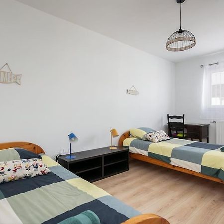 Maison Neuve Au Centre-Ville Proche De L'Aeroport Guipavas Екстер'єр фото